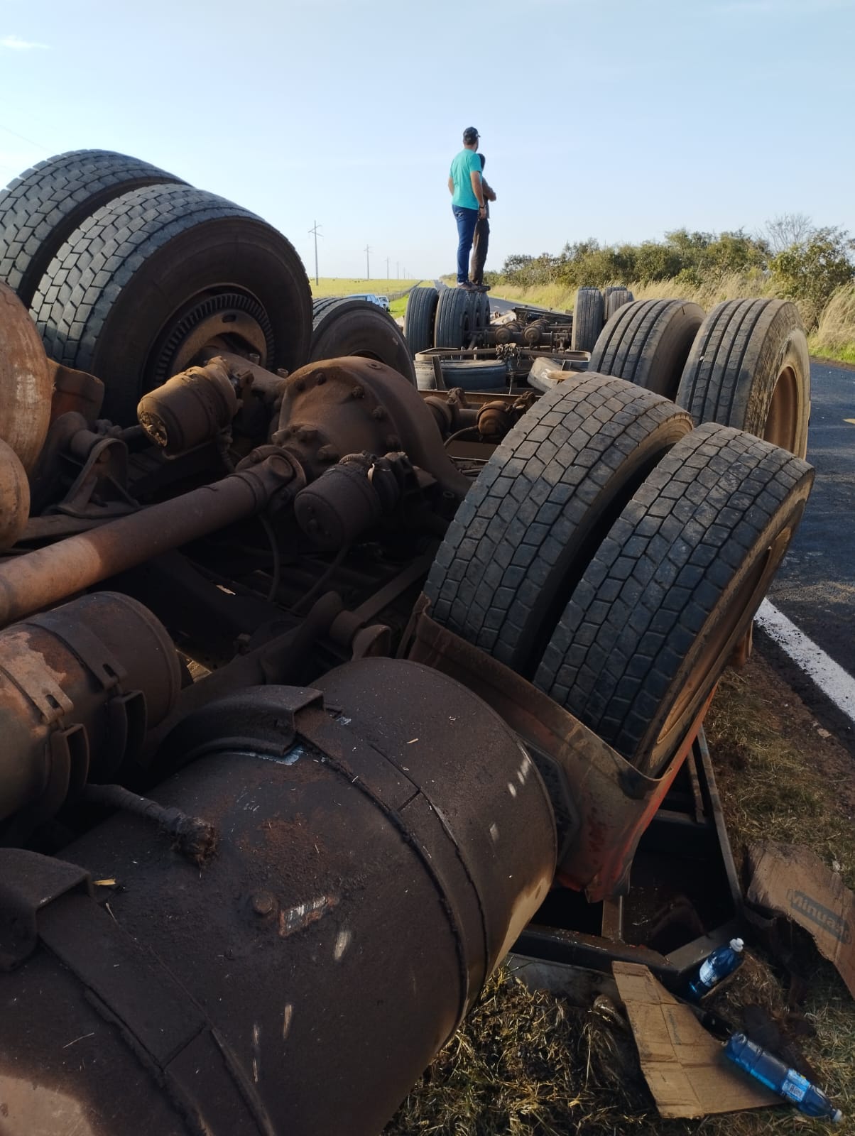 Cristiano Araújo teria ficado agitado ao ver namorada morta na rodovia -  Fotos - R7 Cidades