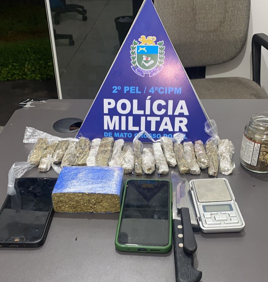 Polícia Militar Apreende Quase Meio Kg De Maconha Em Boca De Fumo E Prende Traficante Em Costa 3623